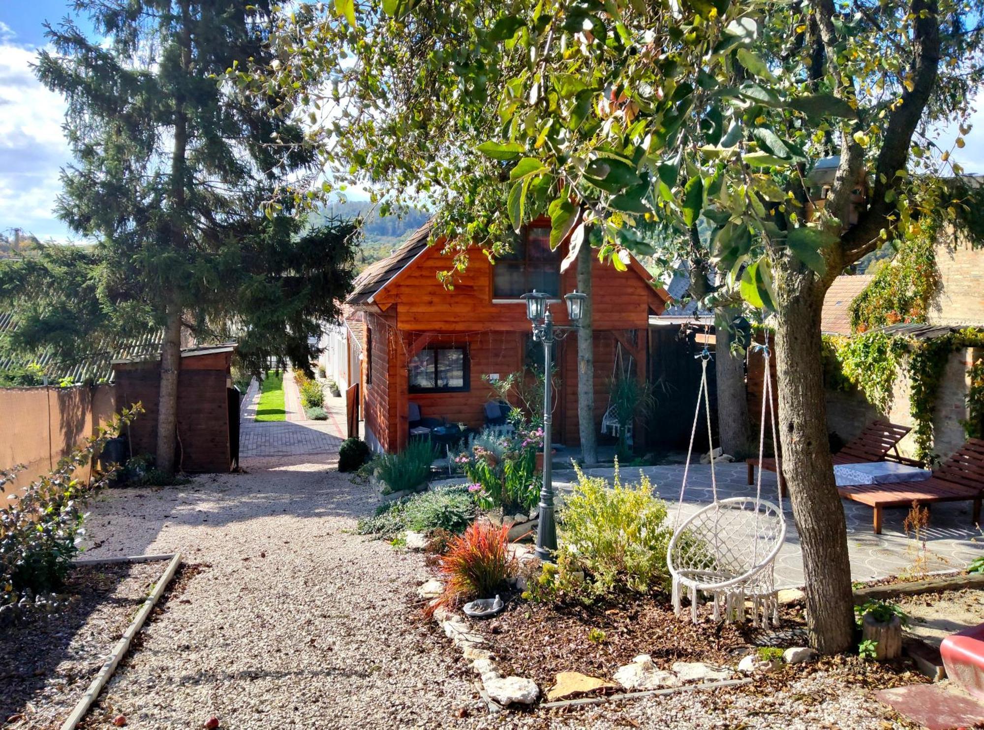 Borostyankut Wellness Home Bakonybel ภายนอก รูปภาพ